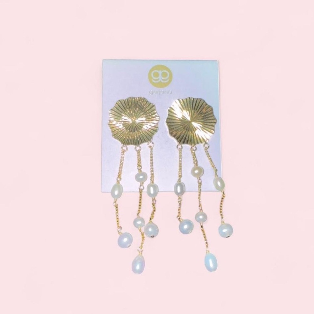 NWT Gorjana Gold and Pearl Dangle Earrings - Picture 2 of 4